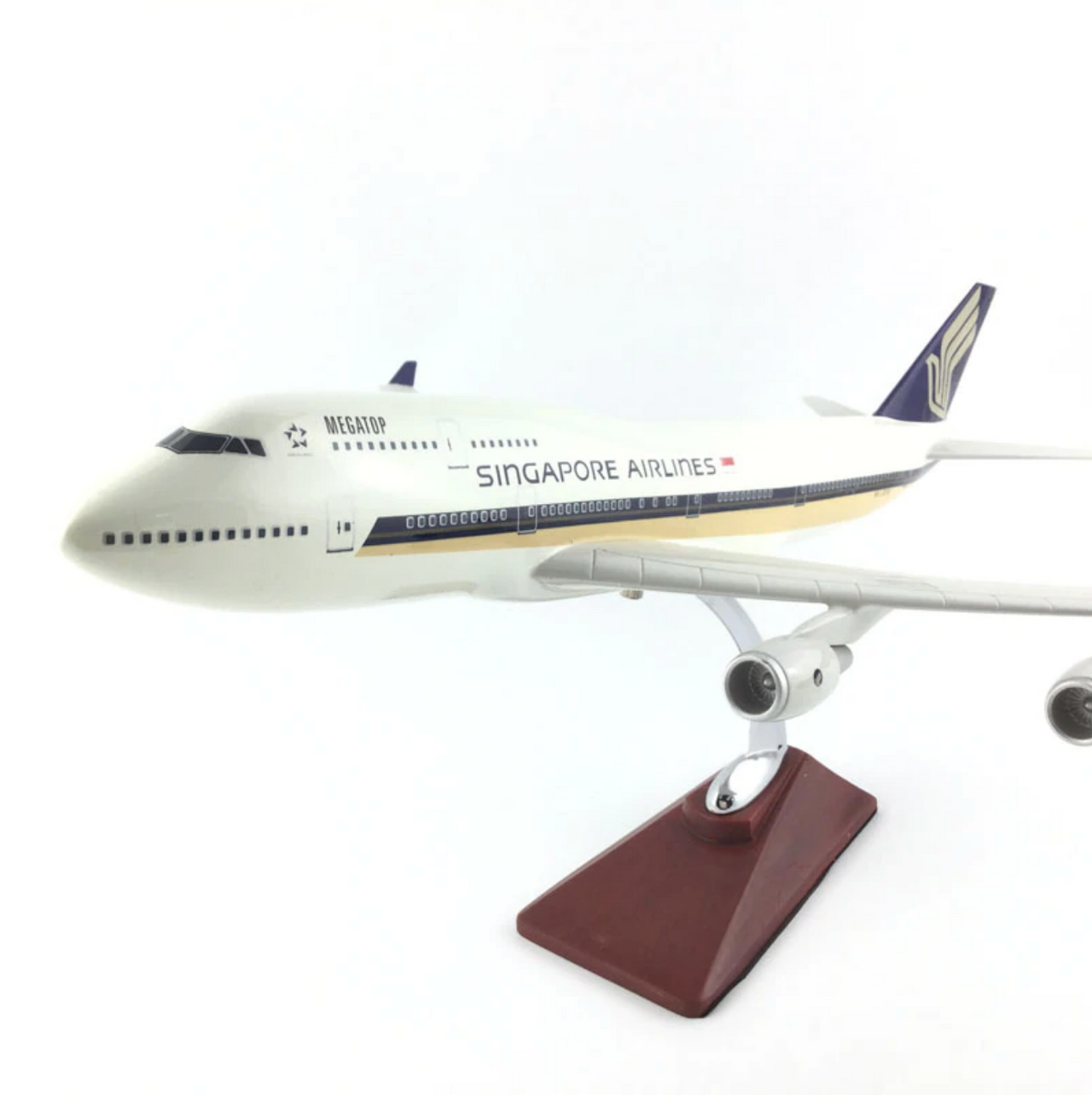 Singapore Airlines Boeing 747 Airplane Model (Handmade Special Edition 45CM)