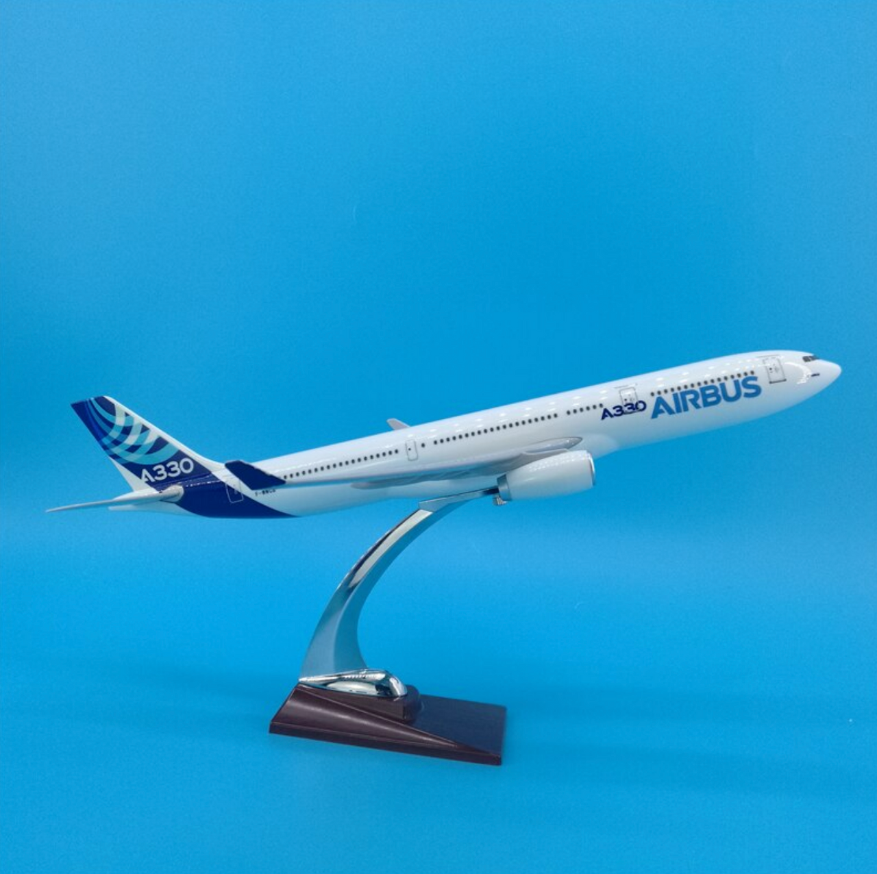 Airbus A330 Original Livery Airplane Model (Special Model 40CM)