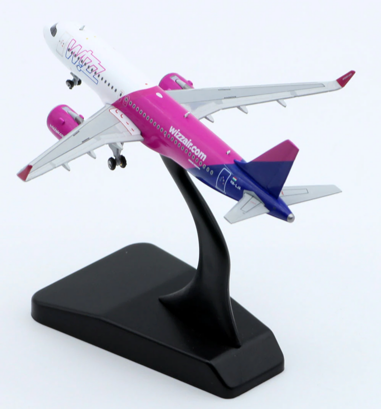 Wizz Air Airbus A320Neo 1/400 Scale Airplane Model