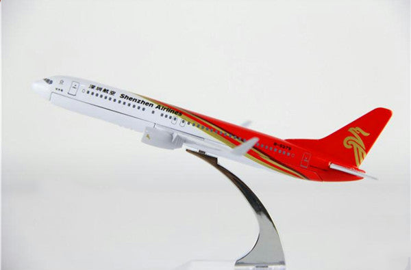 Shenzhen Airlines Boeing 737 Airplane Model (16CM)