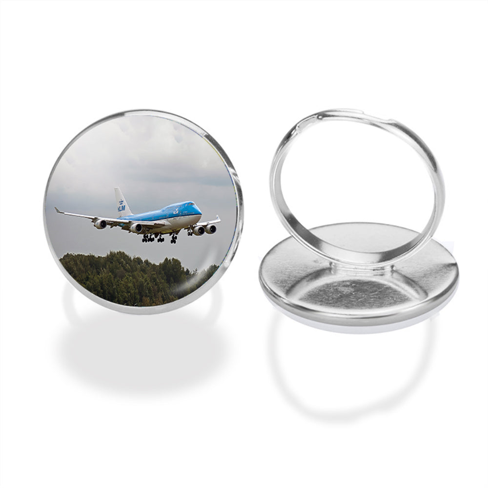 Landing KLM's Boeing 747 Designed Rings