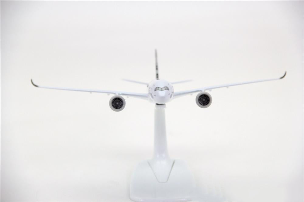 Customisable Airbus A350 Model Airplane - view 5