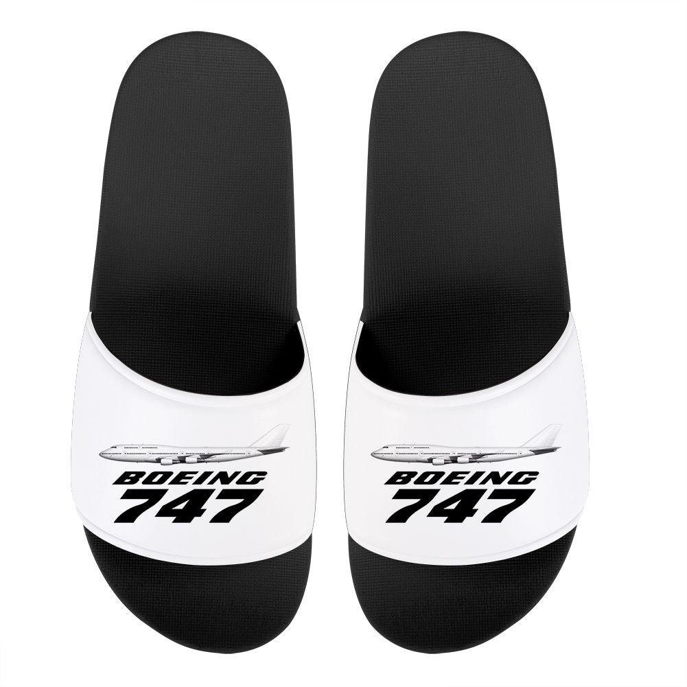 The Boeing 747 Designed Sport Slippers