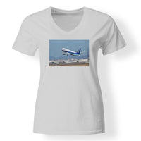 Thumbnail for Departing ANA's Boeing 767 Designed V-Neck T-Shirts