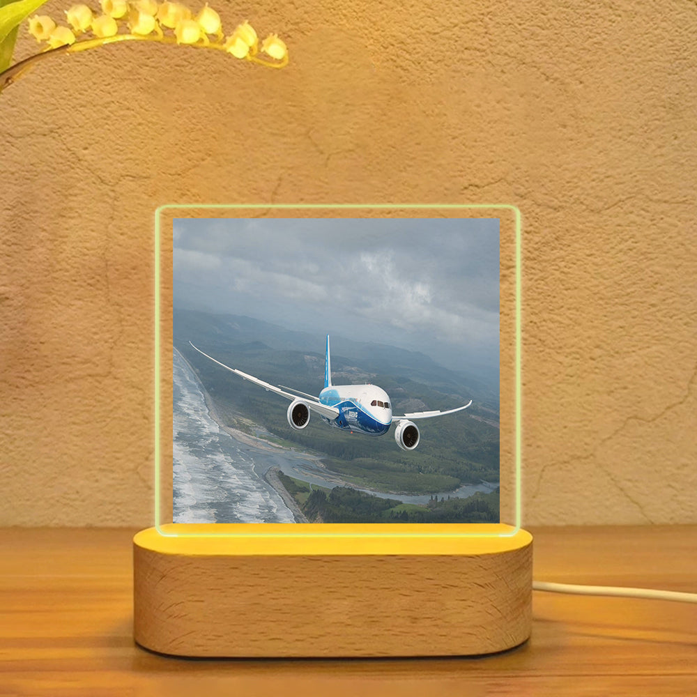 Cruising Boeing 787 Designed Night Lamp